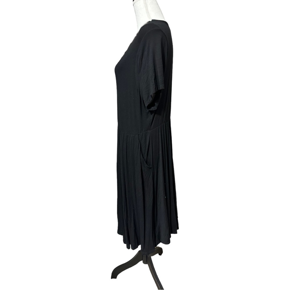 Wednesday,Addams pockets torrid collared dress. - Picture 2 of 4